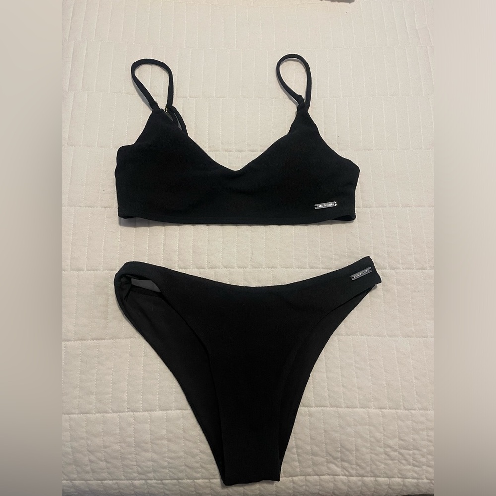 ZYIA Black Fine Ribbed Bikini size SMALL